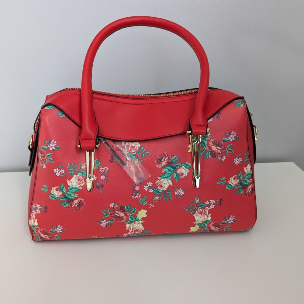 La Terre Fashion Red Floral Purse